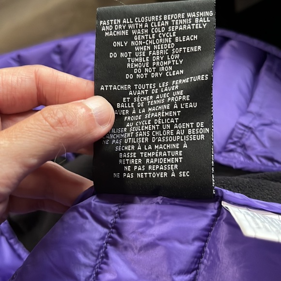 Warm jacket- perfect for cool temperatures - Picture 7 of 7